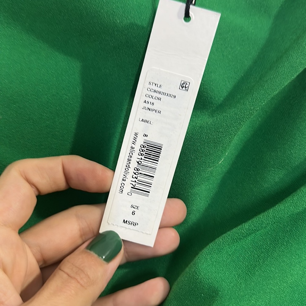 NWT ALICE AND OLIVIA RUCHED GREEN MINI SKIRT SIZE 6 - Picture 3 of 5